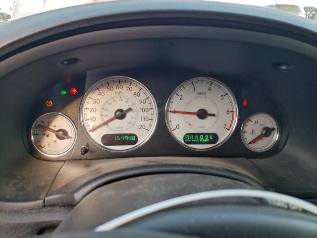 Chrysler Minivan Touring Image 7