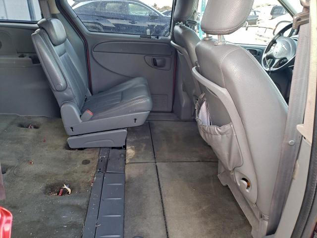 Chrysler Minivan Touring Image 9