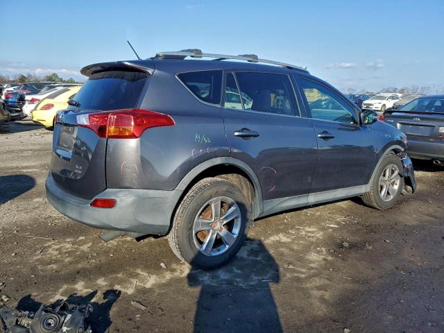 Toyota RAV4 Xle Image 2