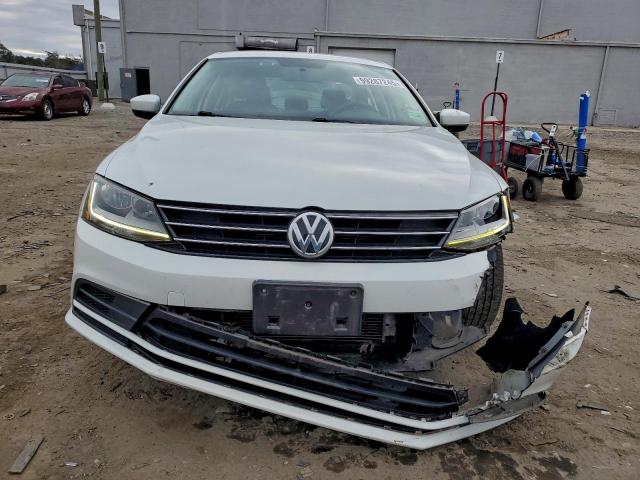 Volkswagen Jetta S Image 6