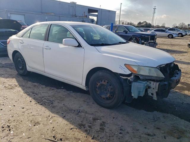 Toyota Camry Base Image 6