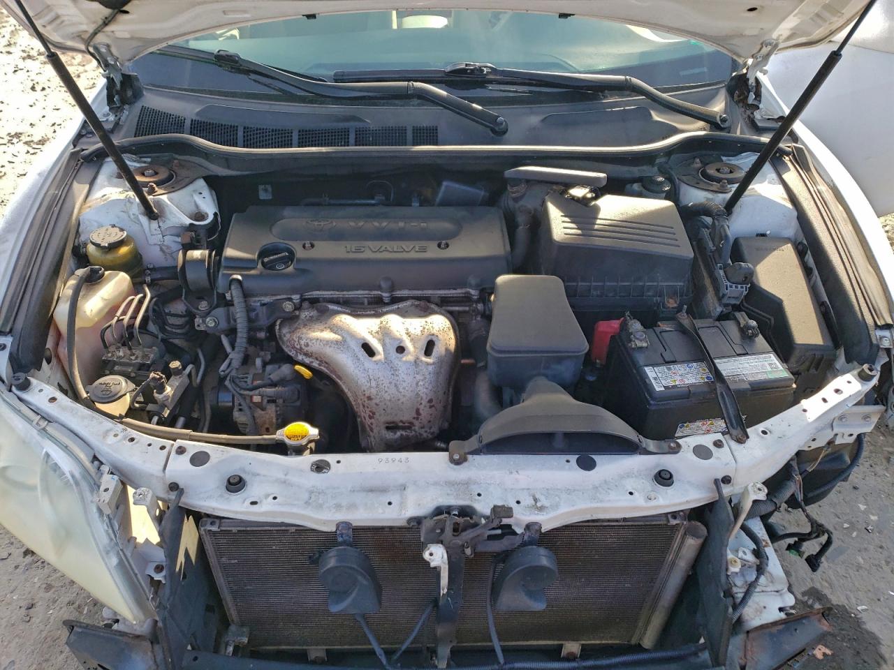 Toyota Camry Base Image 9