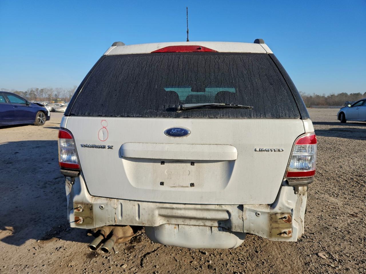 Ford Taurus Limited Image 11