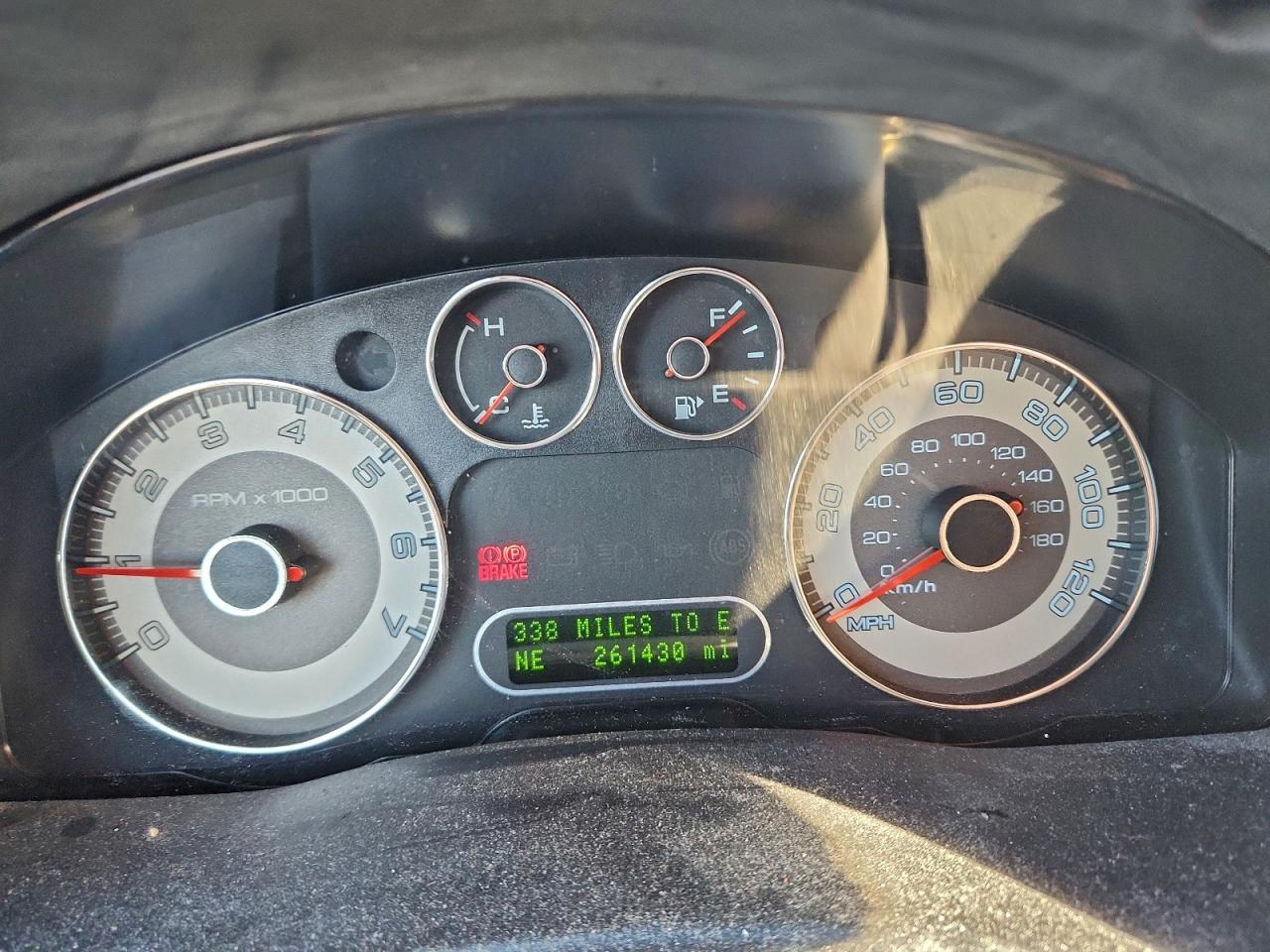 Ford Taurus Limited Image 9