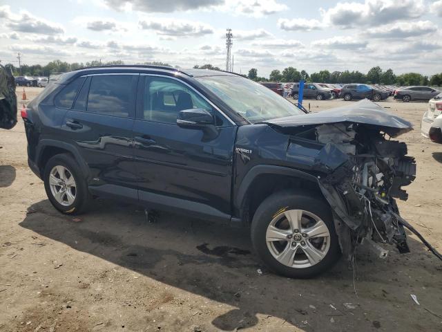 Toyota RAV4 Xle Image 3