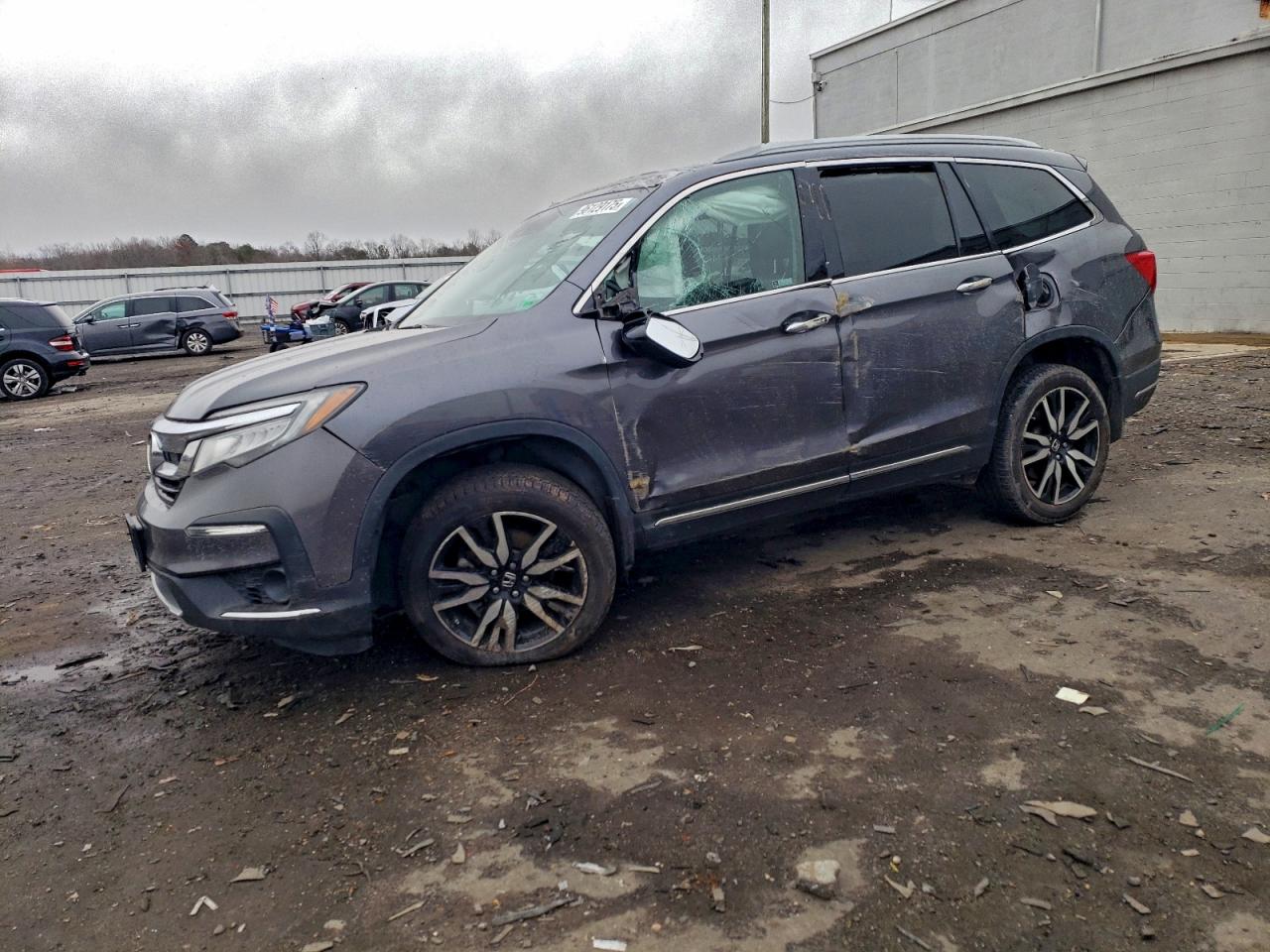 Honda Pilot Touring Image 1