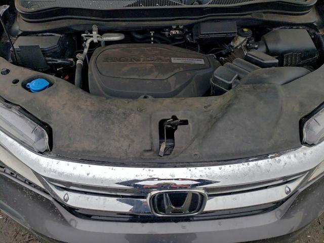 Honda Pilot Touring Image 9